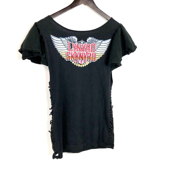 Black Lynyrd Skynyrd Concert Tee Size Med/Lrg - Picture 2 of 4